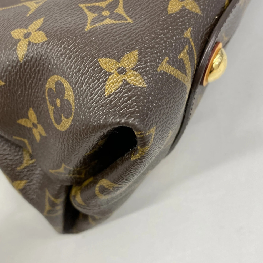 LOUIS VUITTON Brown Monogram Shoulder Bag - Picture 6 of 10